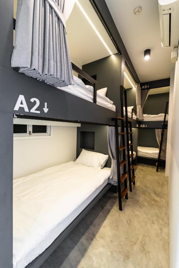 Bed in 6-Bed Mixed Dormitory Room